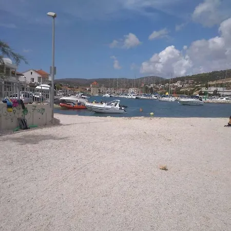 Bili Apartman Marina