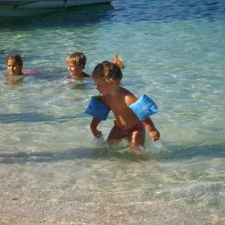 Bili Apartman Marina